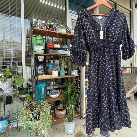 NWT Women's Large MAX STUDIO Navy Floral V-neck Empire Waist Tiered Midi Dress - Picture 12 of 16